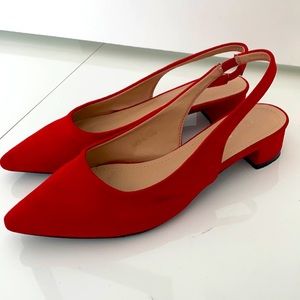 KAYLEEN by Los Angeles red pointed-toe sling back flats (W 7)